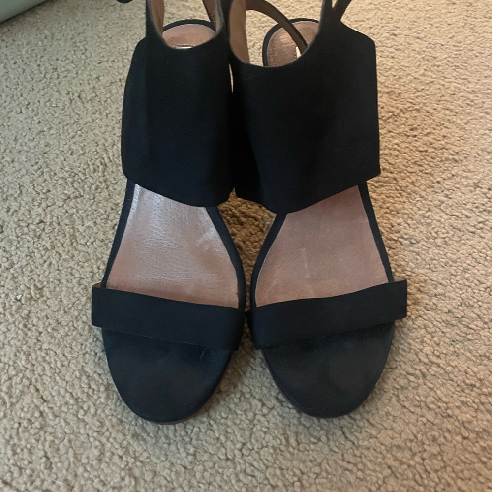 Elegant Black Halogen Women's Sandals